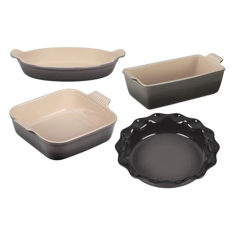 Le Creuset Heritage Four-Piece Bakeware Essentials Set - Oyster