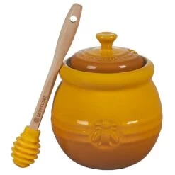 Le Creuset 16 Oz Stoneware Honey Pot With Silicone Dipper - Nectar