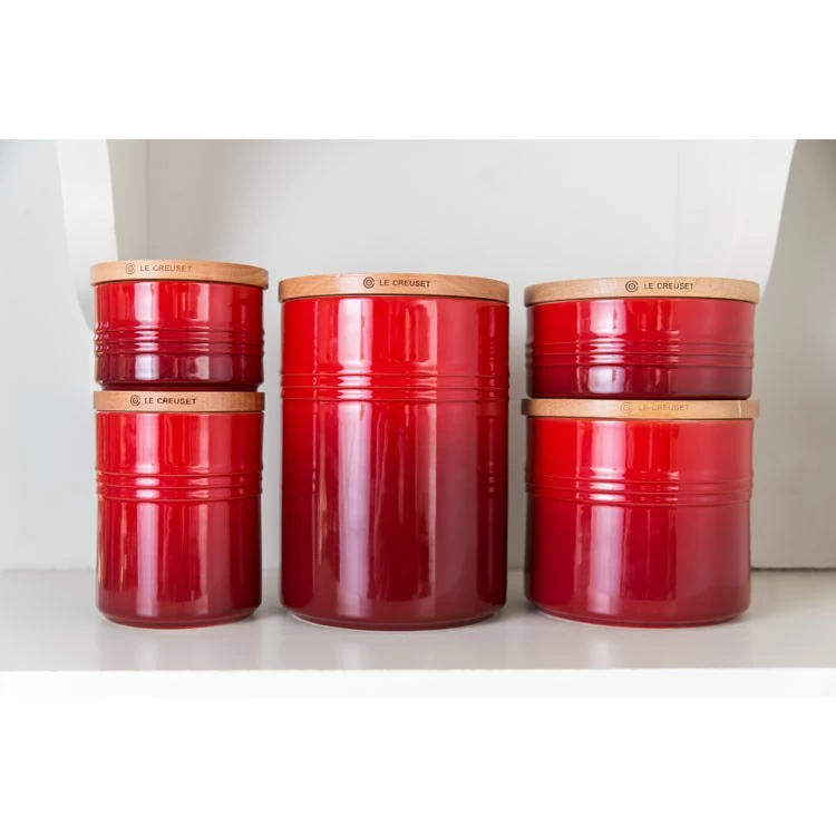 Le Creuset 1.5-Quart Stoneware Canister With Wood Lid - Cerise - Image 3