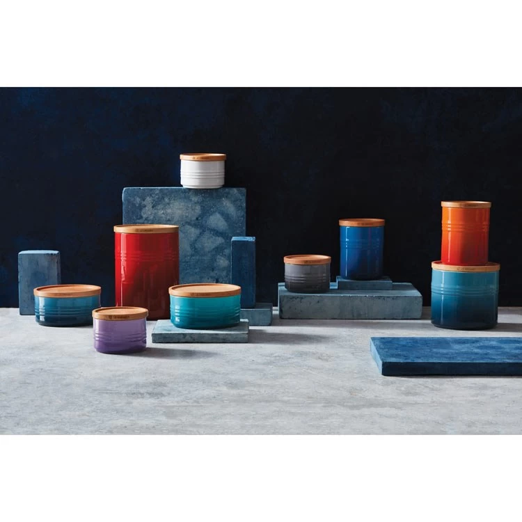 Le Creuset 2.5-Quart Stoneware Canister With Wood Lid - Cerise - Image 5