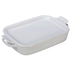 Le Creuset 2.75-Quart Stoneware Rectangular Dish With Platter Lid - White