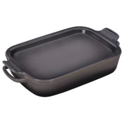 Le Creuset 2.75-Quart Stoneware Rectangular Dish With Platter Lid - Oyster