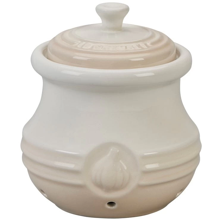 Le Creuset 14 Oz Stoneware Garlic Keeper - Meringue