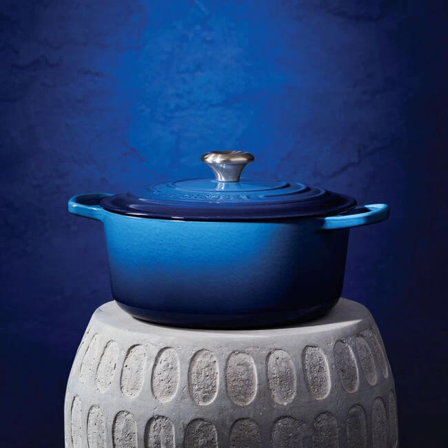 Le Creuset Round Dutch Oven - Image 14