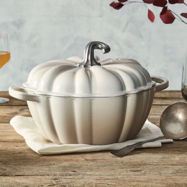 Le Creuset Pumpkin Cocotte - Image 4