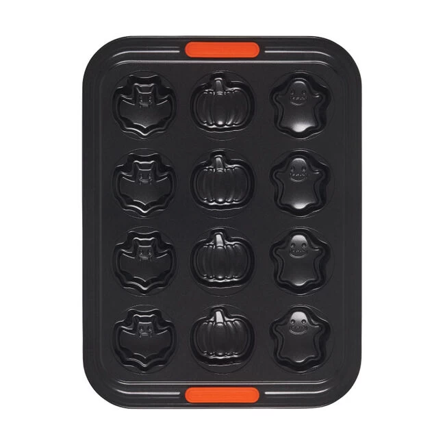 Le Creuset Halloween Cakelet Pan - Image 4
