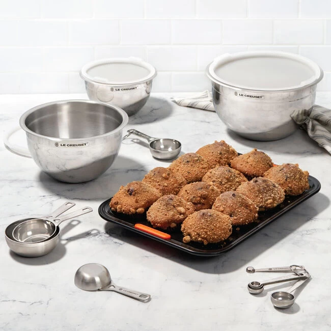 Le Creuset 13-Piece Baking Accessories Set