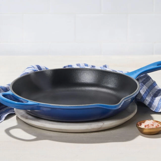 Le Creuset Signature Skillet - Image 3
