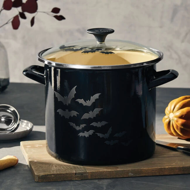 Le Creuset Bat Stockpot