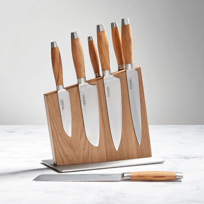 Le Creuset Magnetic Knife Block