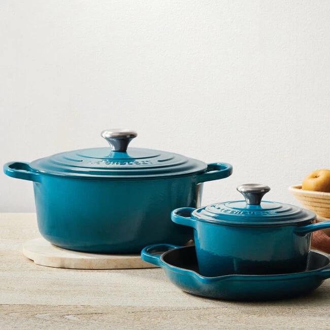 Le Creuset Round Dutch Oven - Image 16