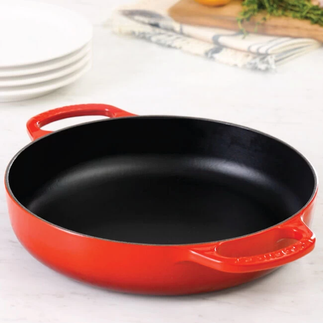 Le Creuset Signature Everyday Pan - Image 3