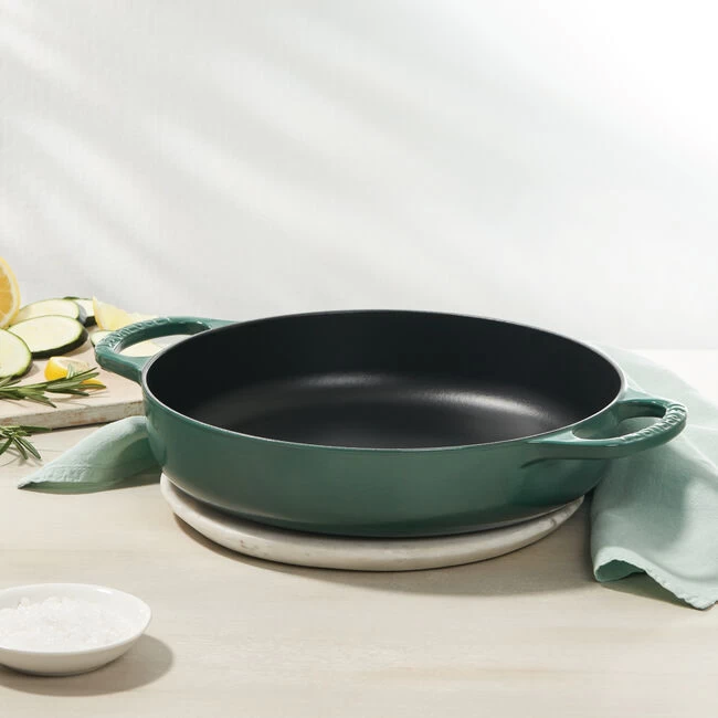 Le Creuset Signature Everyday Pan