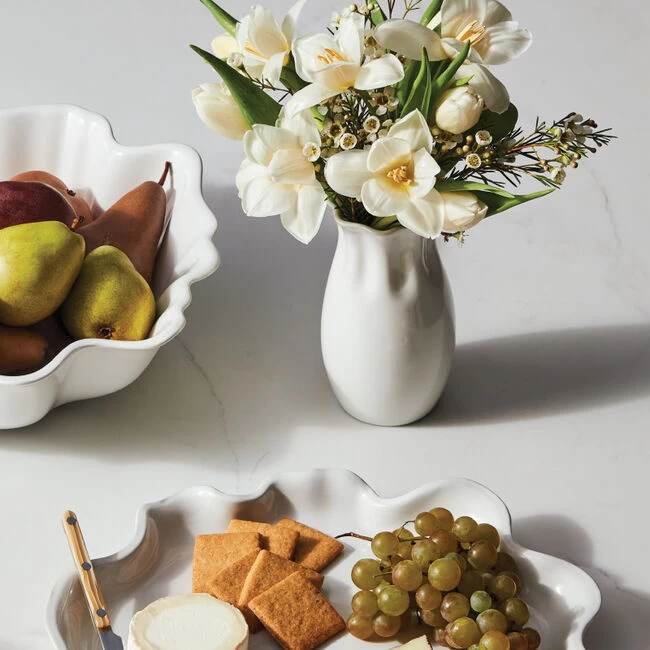 Le Creuset Flower Petal Vase