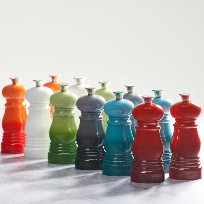 Le Creuset Petite Salt And Pepper Mill Set - Image 2