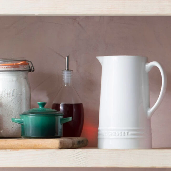 Le Creuset Pitcher - Image 4