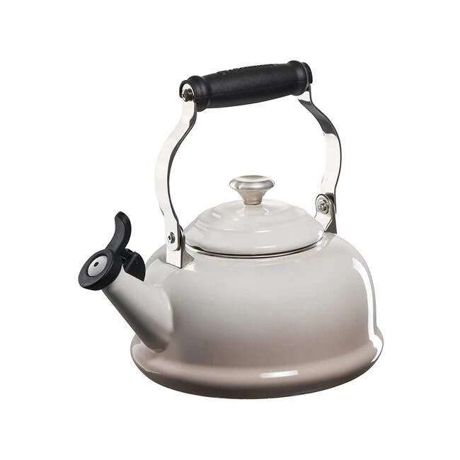 Le Creuset Classic Whistling Kettle - Image 8