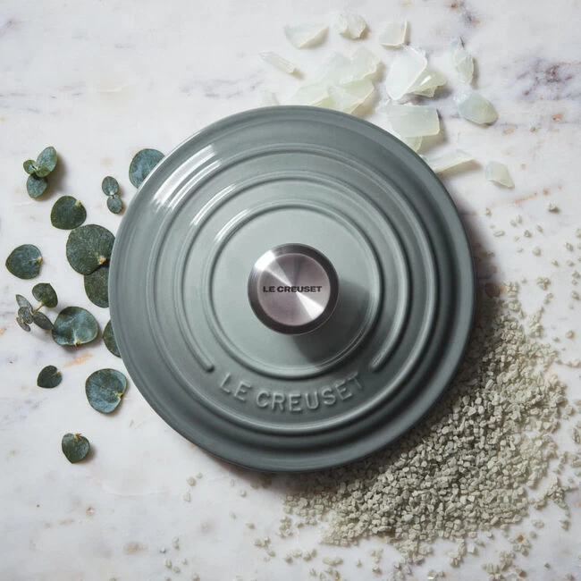 Le Creuset Round Dutch Oven - Image 20