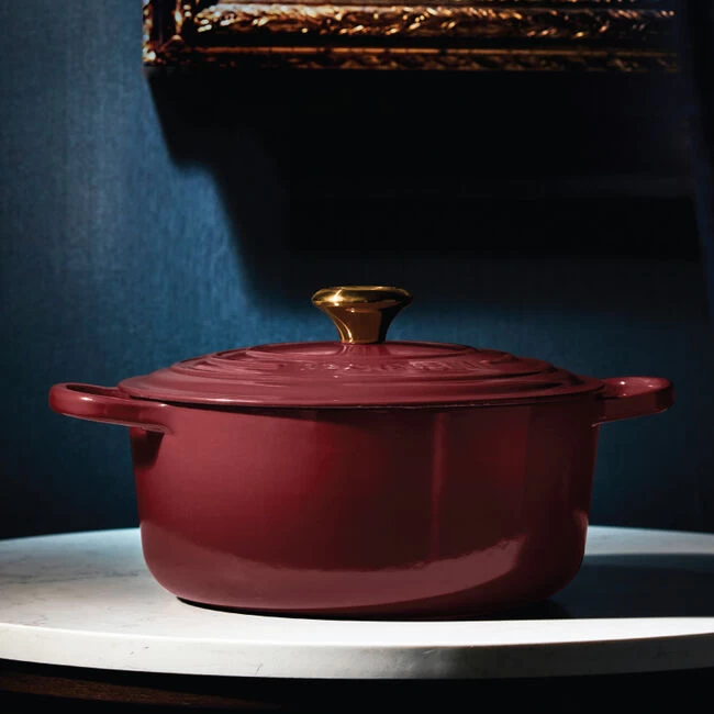 Le Creuset Round Dutch Oven - Image 4