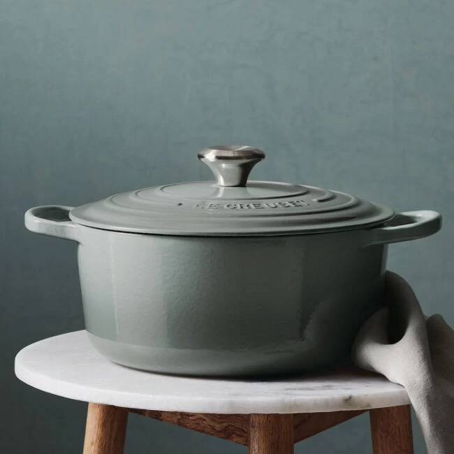 Le Creuset Round Dutch Oven - Image 7