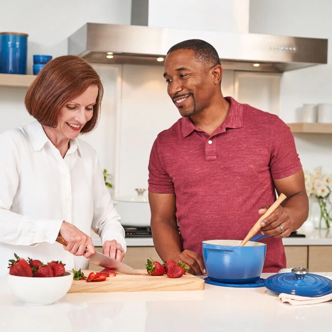 Le Creuset Signature Saucepan - Image 7