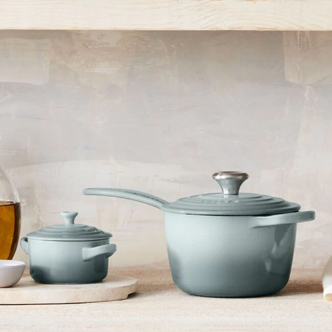 Le Creuset Signature Saucepan - Image 8