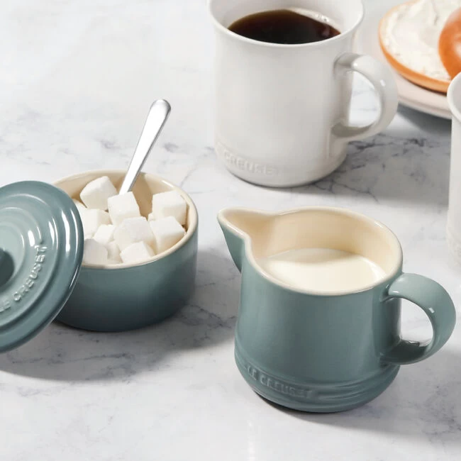 Le Creuset Signature Cream And Sugar Set - Image 2
