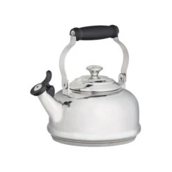 Le Creuset Stainless Steel Classic Whistling Kettle